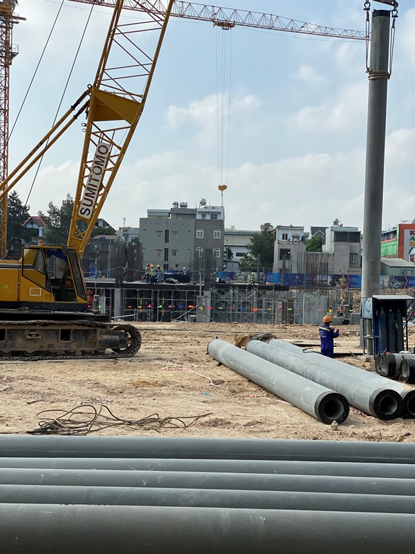 tiến độ thi công dự án Charm City